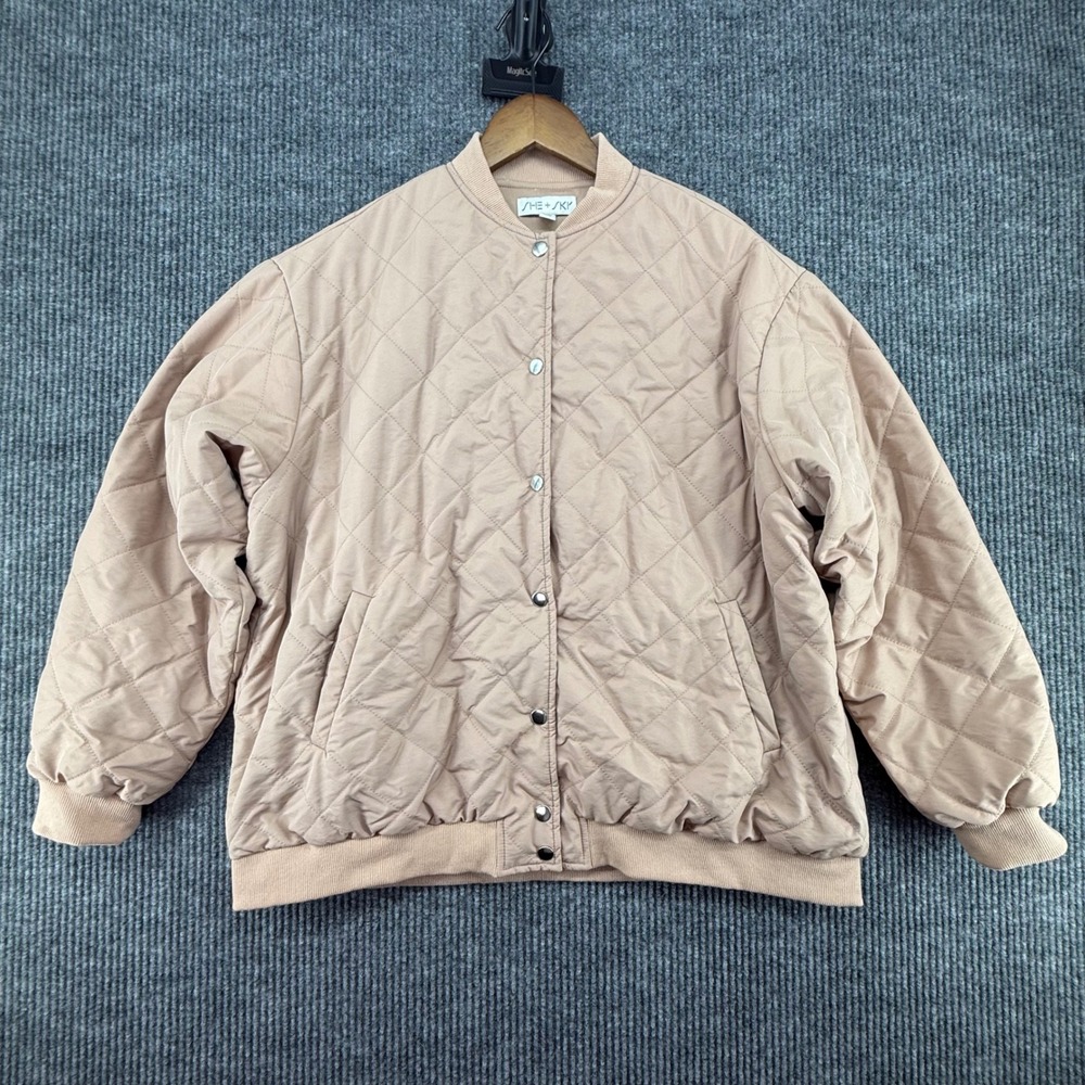 She + Sky Quilted Bomber Jacket Womens Size M Tan Excellent Snap Front SY2723
